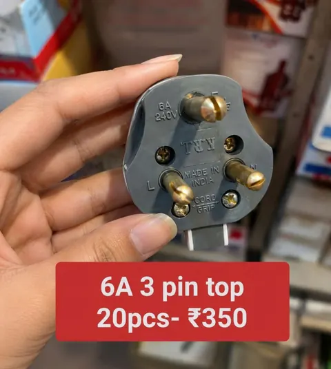 6A 3 Pin Top — Plugs